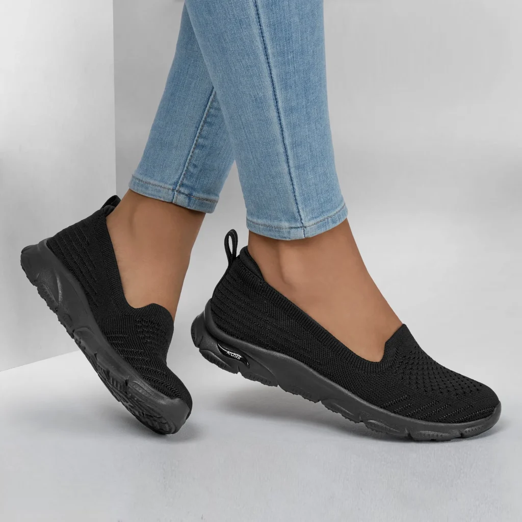 کفش بدون بند زنانه اسکچرز مشکی مدل 100726 BBK Arch Fit Sunny - Comfort Flow از کایانا اسپترس نمایندگی اسکیچرز