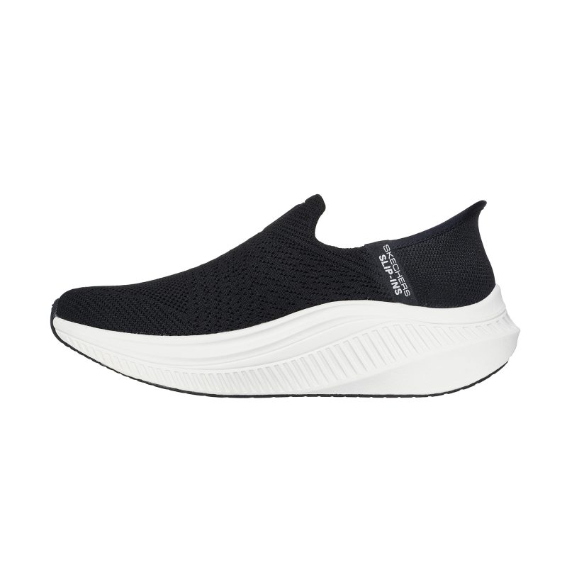 خرید کفش مشکی آسان پوش زیره سفید زنانه اسکچرز مدل 125586 BKW Slip-ins: Go Walk Max Cushioning Arch Fit - Camila از کایانا اسپرتس